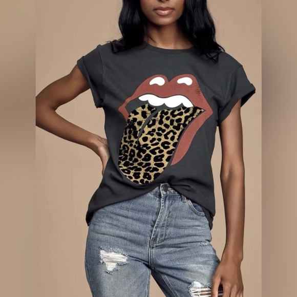 Daydreamer Tops - DAYDREAMER Rolling Stones Leopard Tongue Tour Washed Black Graphic Tee Small